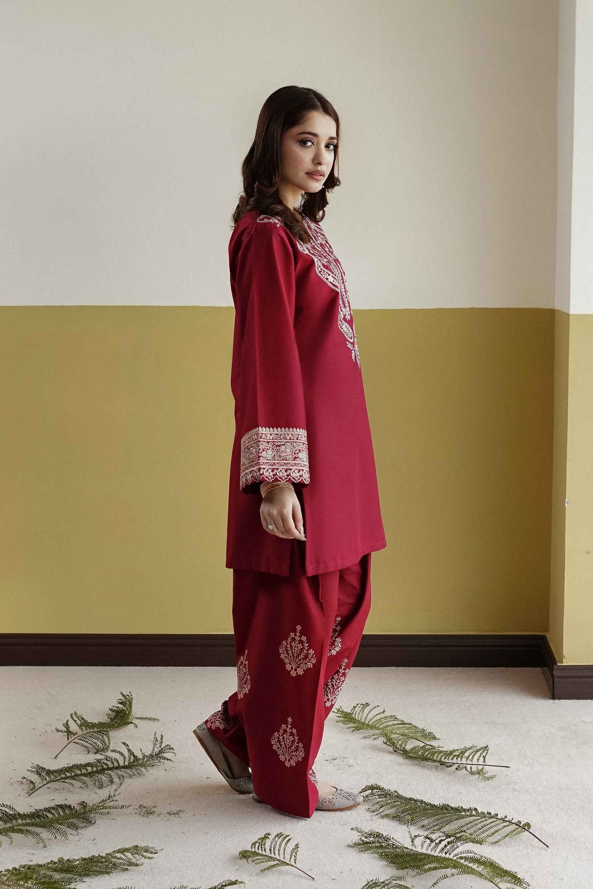Naaz Embroidered Lawn 2PC Suit