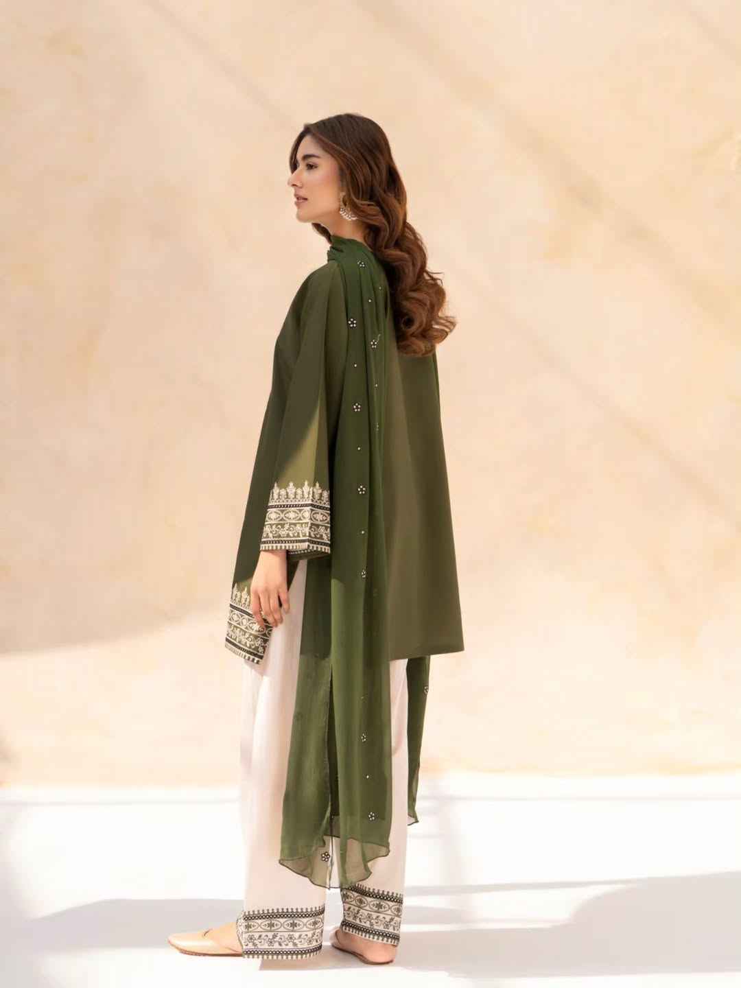 ROSHNI Lawn Suit Ready to Wear Pakistan BK Clothings