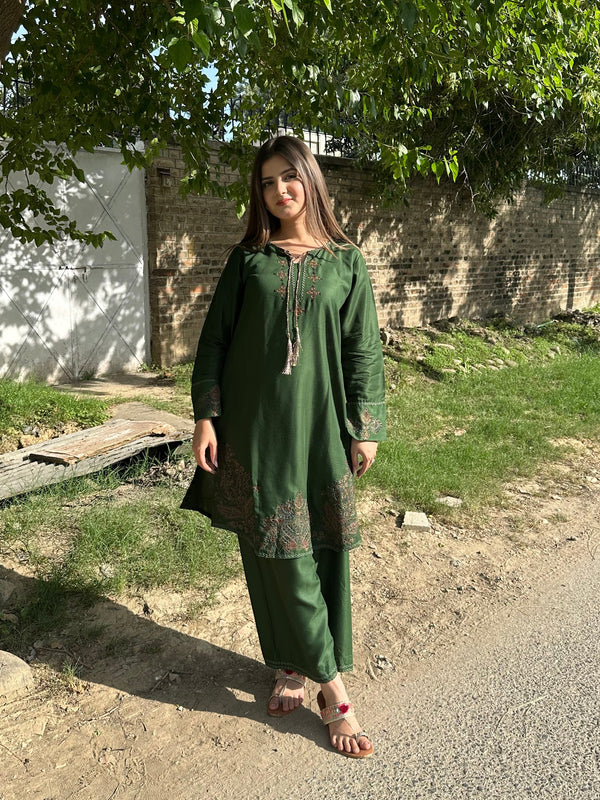BAHAAR EDIT 2PC Embroidered Arabic Lawn Suit