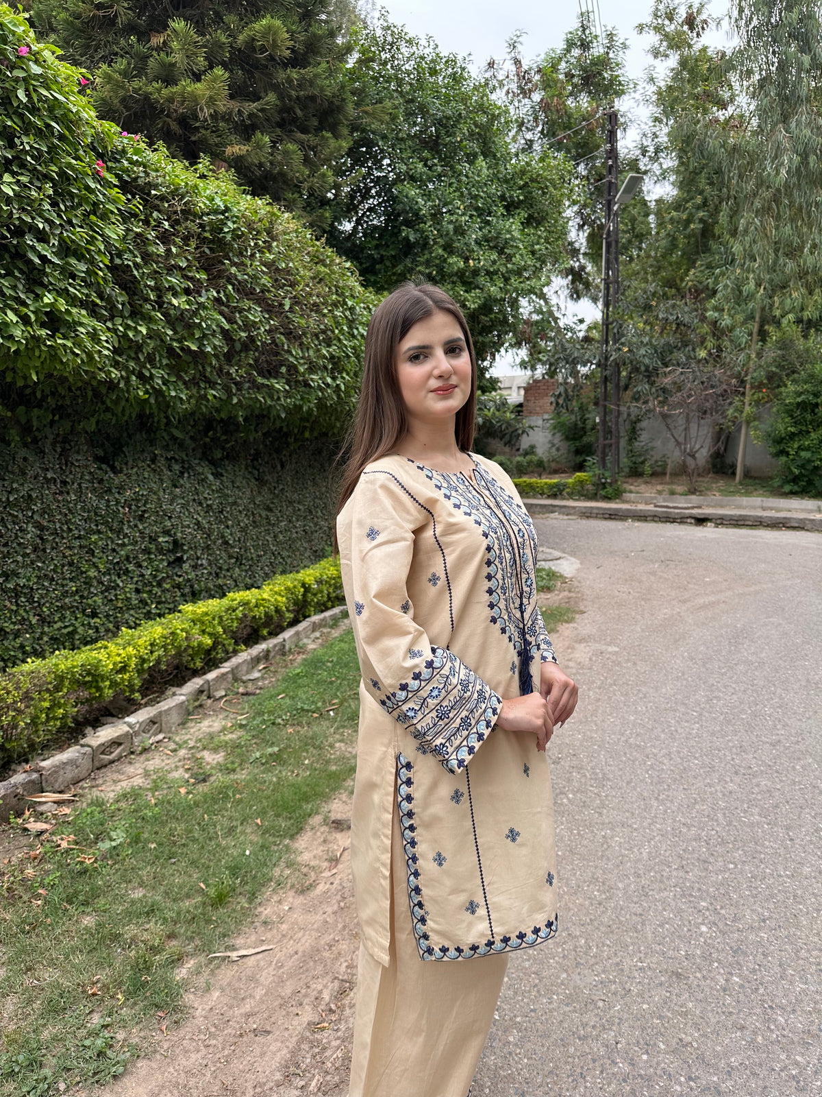 BK Clothings ZARYA 2-Piece Embroidered Suit COD Pakistan