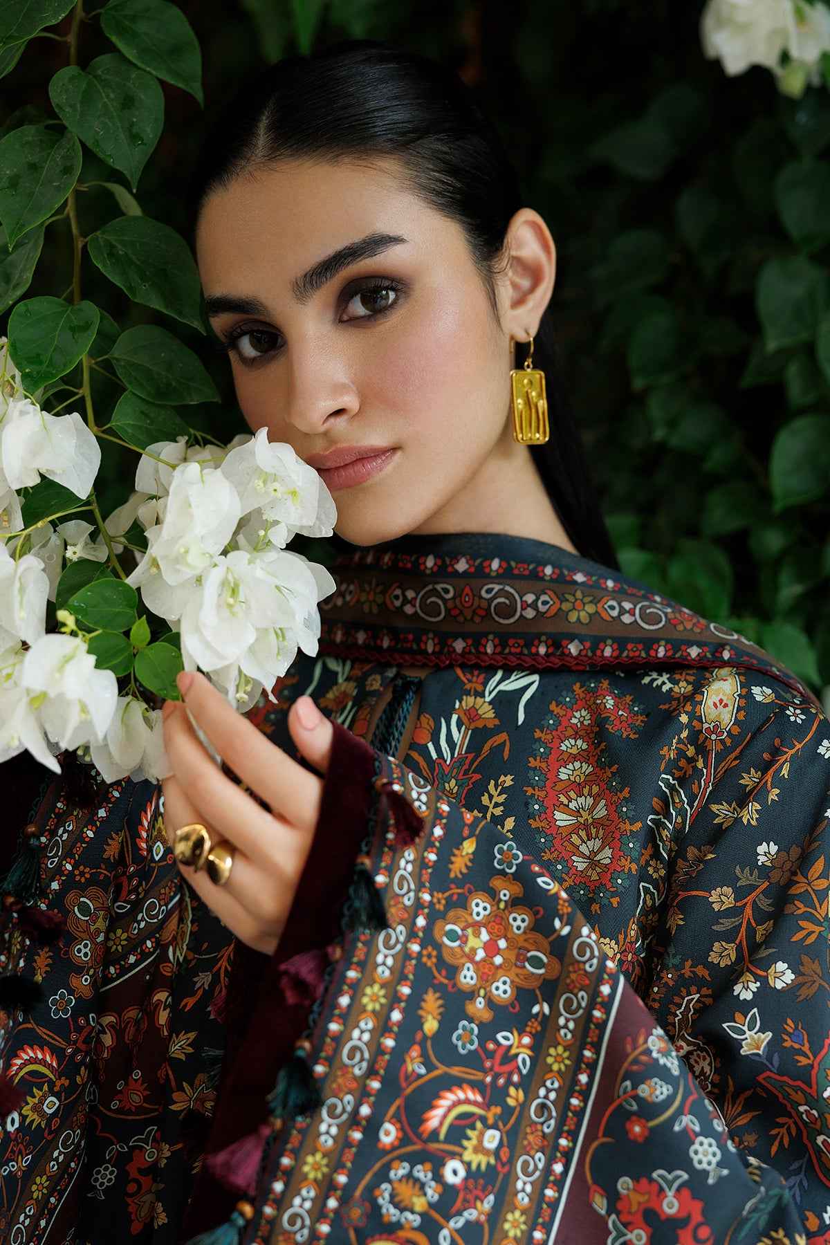 Kovia – 3 Piece Stitched Printed Raw Silk Suit | Women's Winter Pret