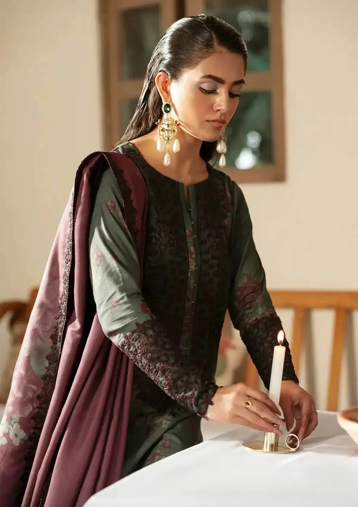 iznik chicken kari Lawn Unstitched - BK.Clothings