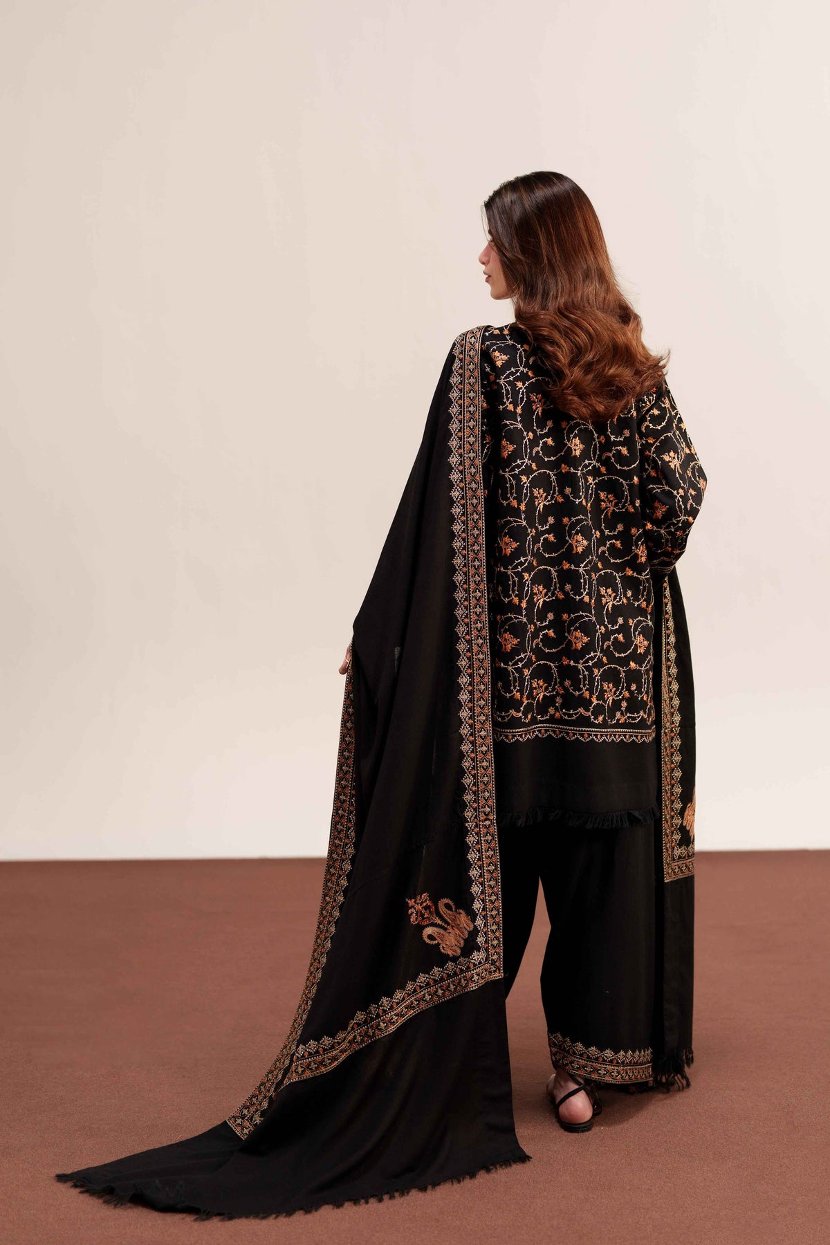 Midnight Noir – 3-Piece Black Dhanak Suit with Shawl | Winter Pret