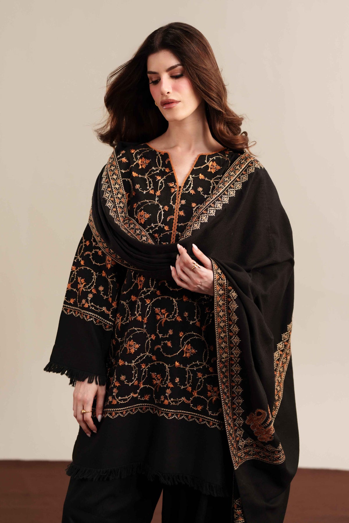 Midnight Noir – 3-Piece Black Dhanak Suit with Shawl | Winter Pret