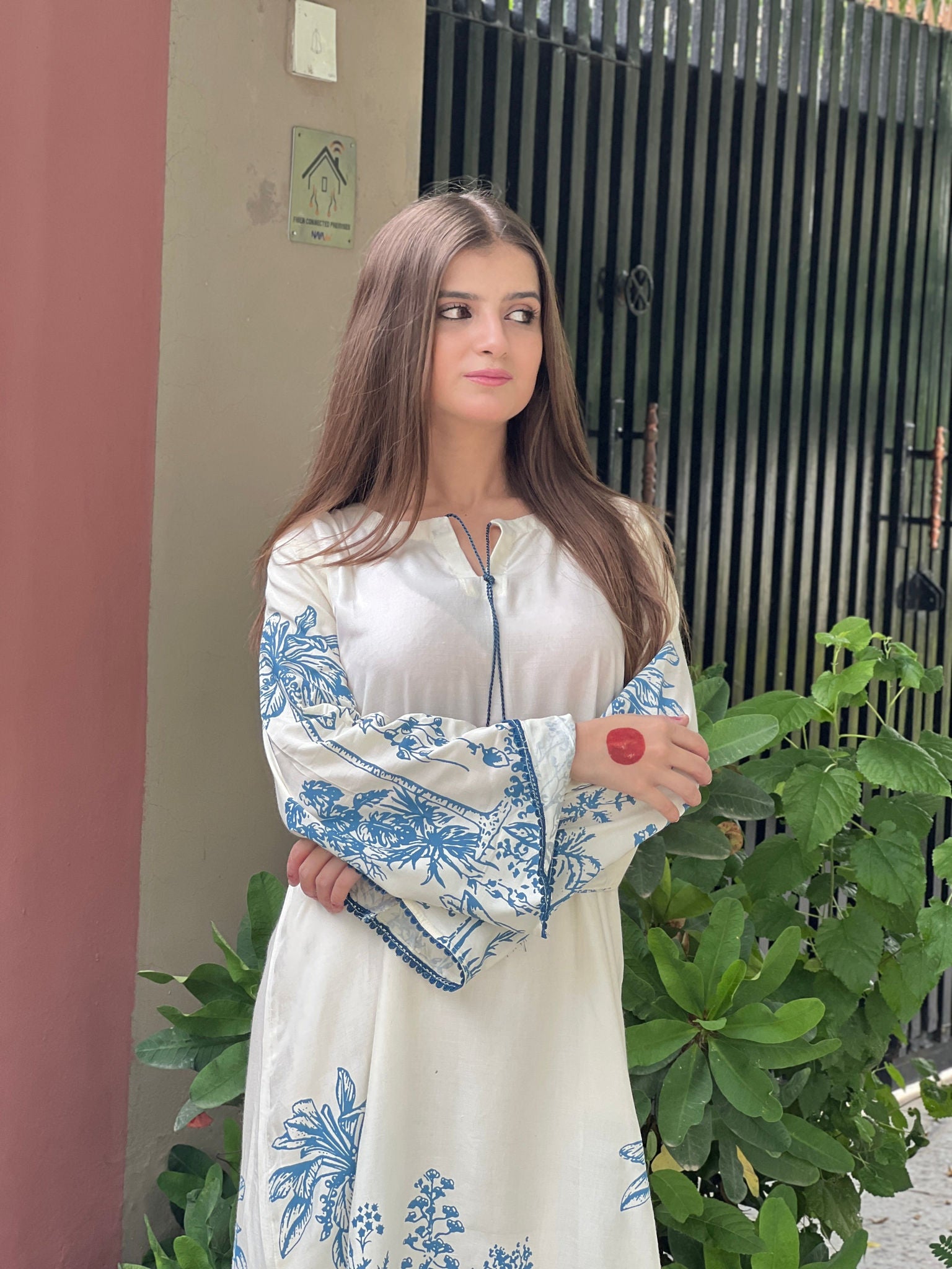 BK Clothings CANVAS Women Lawn Suit Pakistan COD