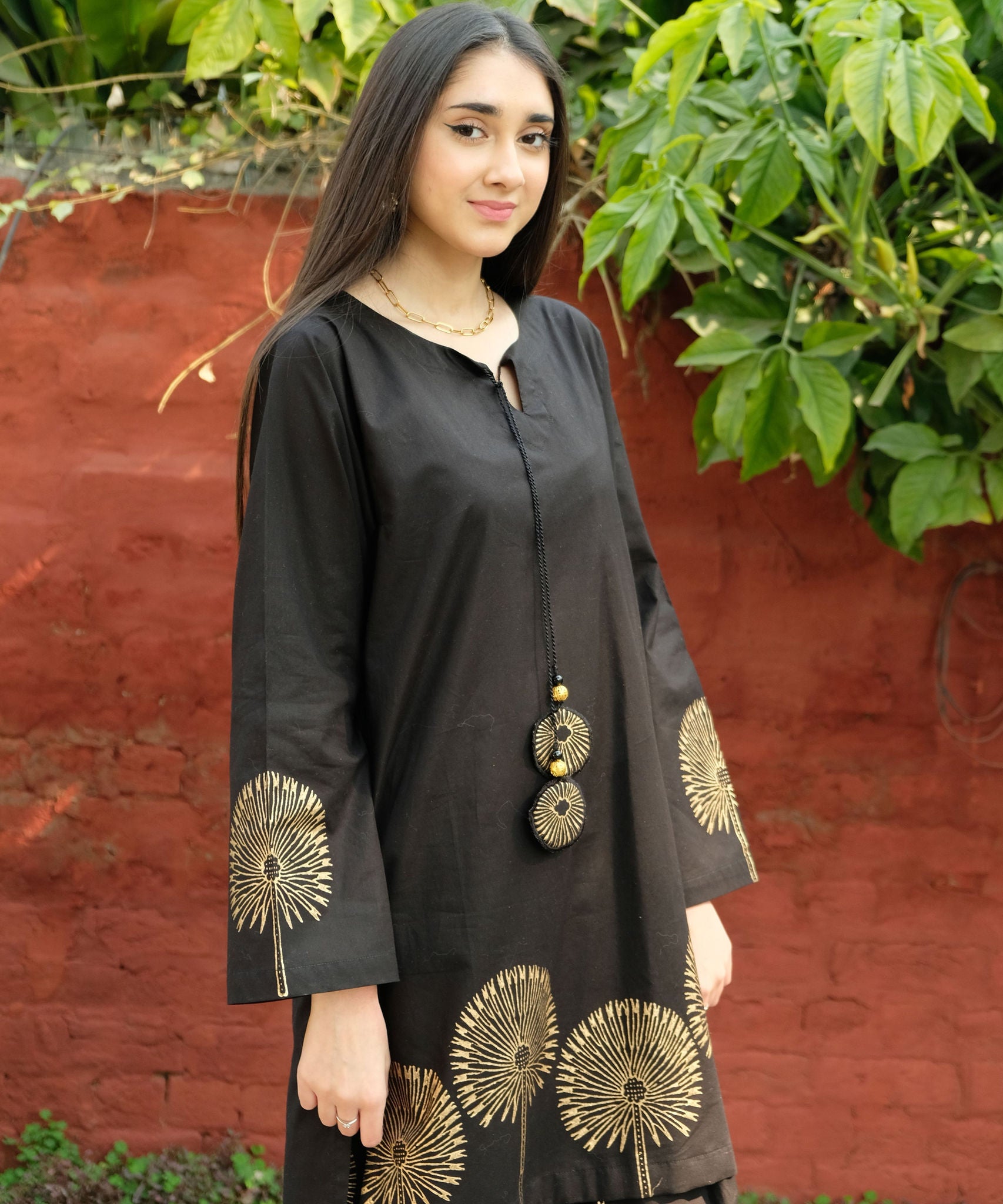 Reyna Lawn 2pice Suit BK.Clothings