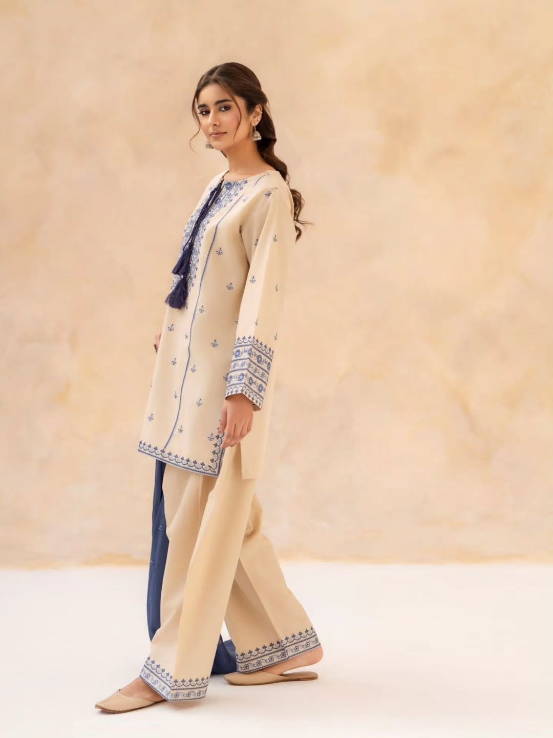 ZARYA  2PC Embroidered Lawn Suit