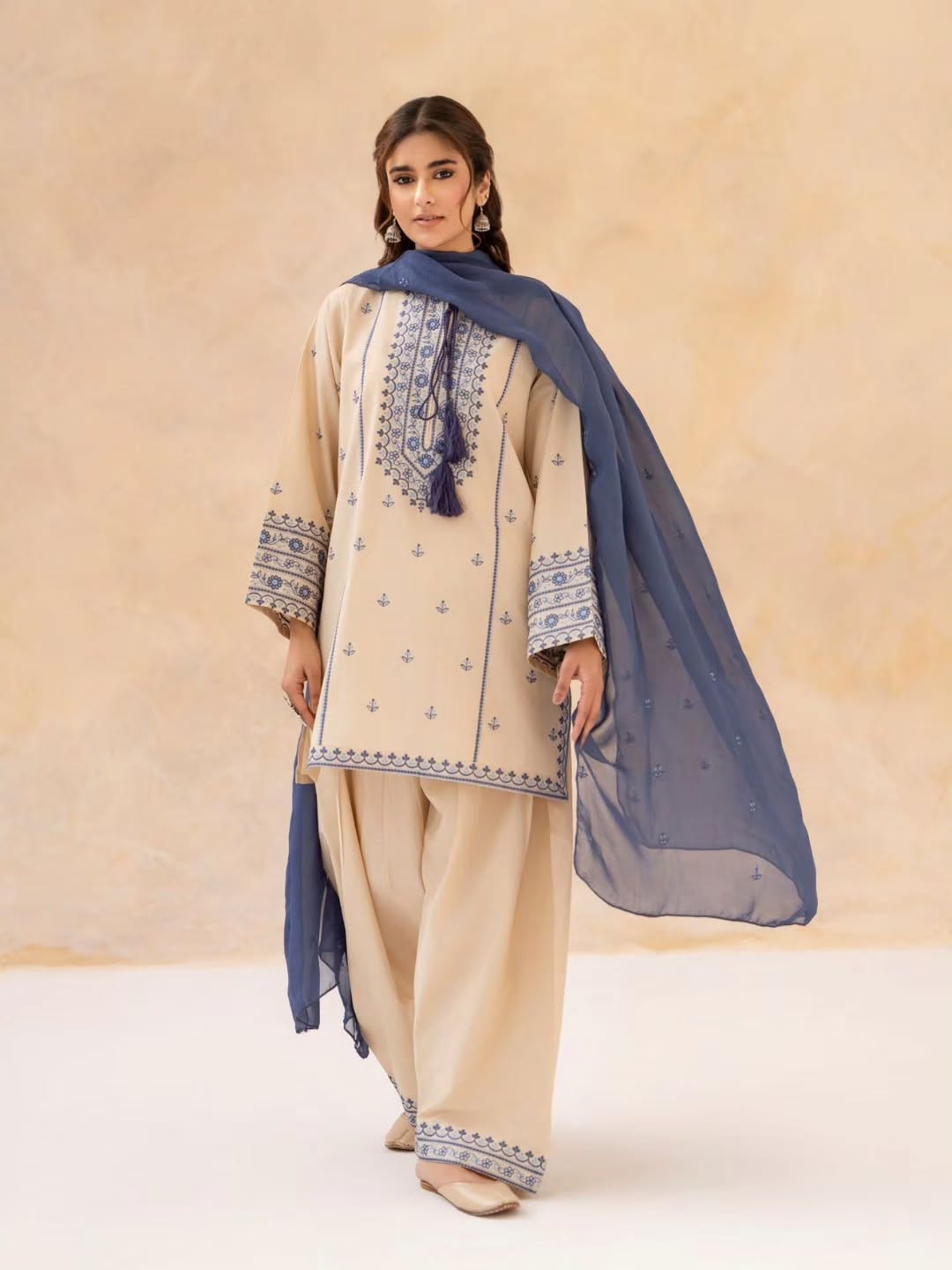 ZARYA  2PC Embroidered Lawn Suit
